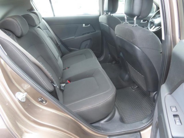 Kia Sportage  1.7 CRDi 