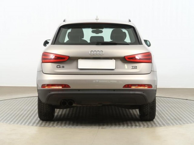 Audi Q3  2.0 TDI 