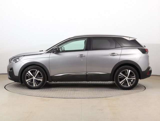 Peugeot 3008  1.2 PureTech Allure