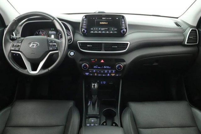 Hyundai Tucson  2.0 CRDi 