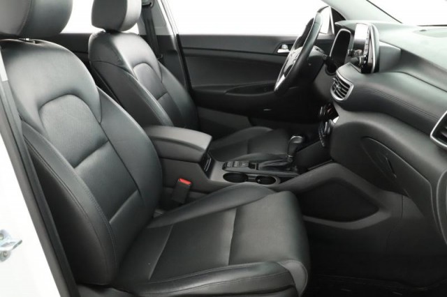 Hyundai Tucson  2.0 CRDi 