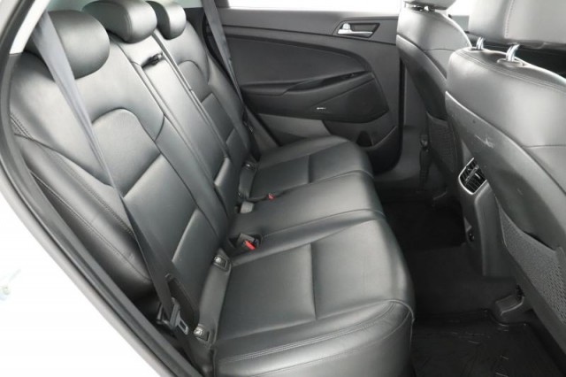 Hyundai Tucson  2.0 CRDi 