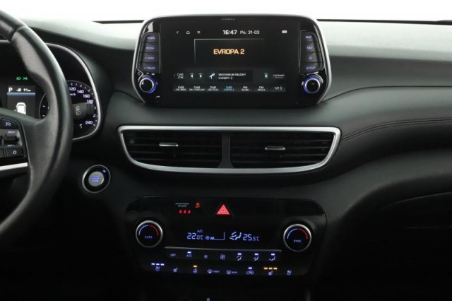 Hyundai Tucson  2.0 CRDi 