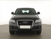 Audi Q5  2.0 TDI basis