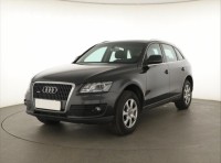 Audi Q5  2.0 TDI basis