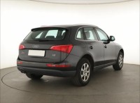 Audi Q5  2.0 TDI basis