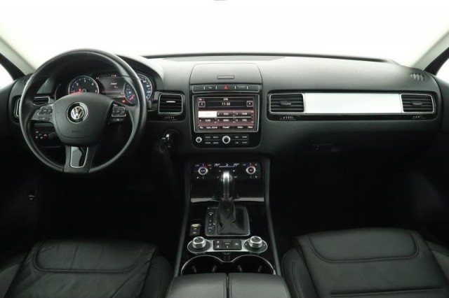 Volkswagen Touareg  3.0 TDI 