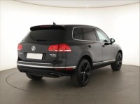 Volkswagen Touareg  3.0 TDI 