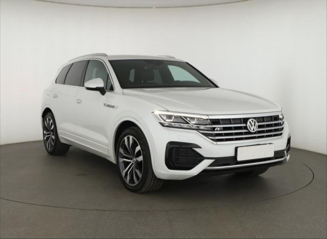 Volkswagen Touareg  3.0 TDI R-Line
