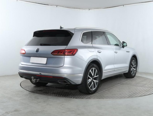 Volkswagen Touareg  3.0 TDI Elegance