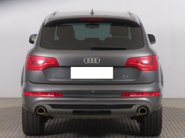 Audi Q7  3.0 TDI S-Line