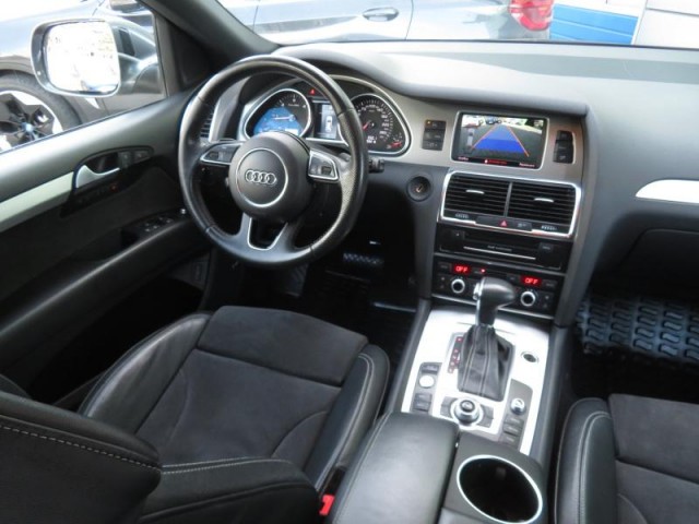 Audi Q7  3.0 TDI S-Line