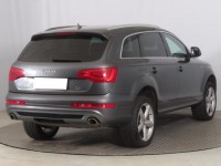 Audi Q7  3.0 TDI S-Line