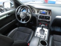 Audi Q7  3.0 TDI S-Line