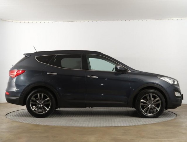 Hyundai Santa Fe  2.2 CRDi 