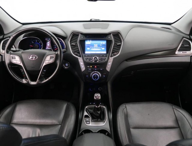 Hyundai Santa Fe  2.2 CRDi 