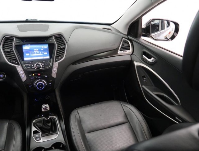 Hyundai Santa Fe  2.2 CRDi 