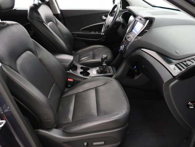 Hyundai Santa Fe  2.2 CRDi 