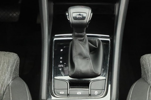 Škoda Karoq  1.5 TSI Style