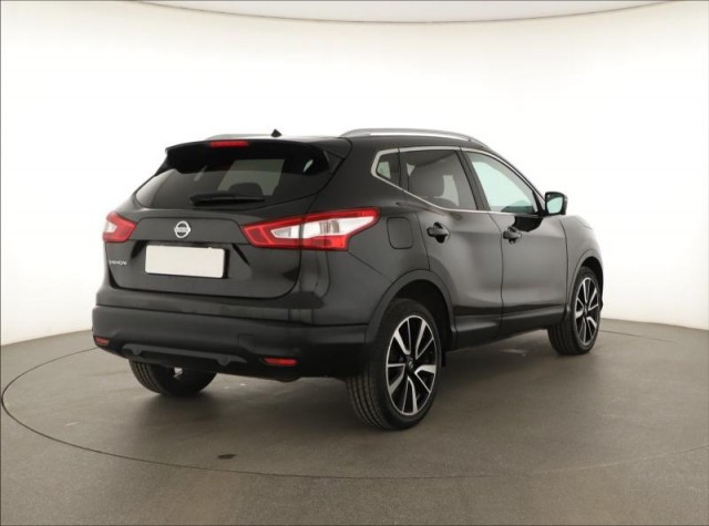 Nissan Qashqai  1.2 DIG-T 