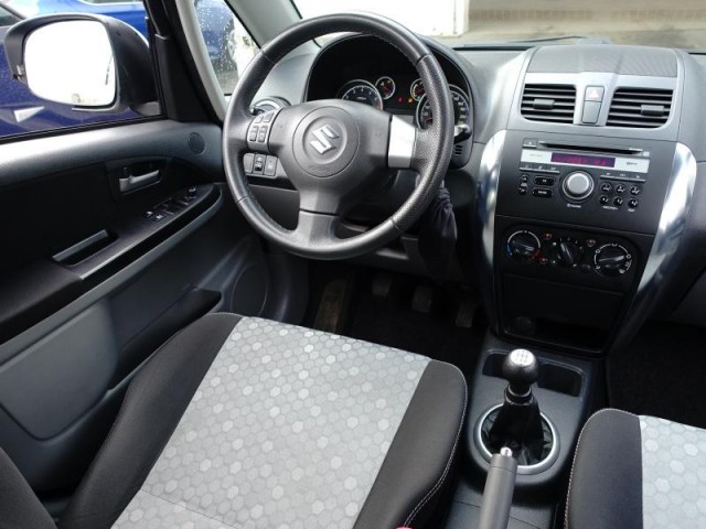 Suzuki SX4  1.6 VVT 