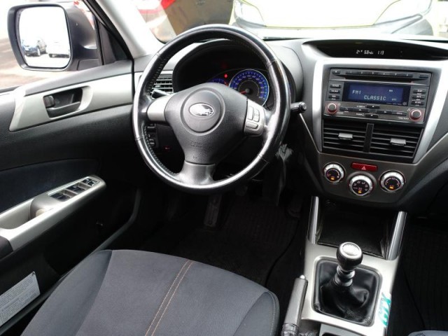 Subaru Forester  2.0 d 