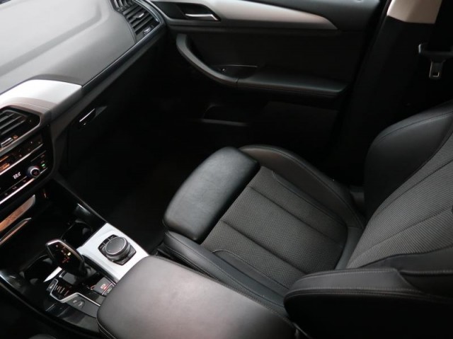 BMW X3  xDrive20d 