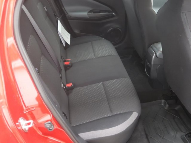 Nissan Juke  1.0 DIG-T 