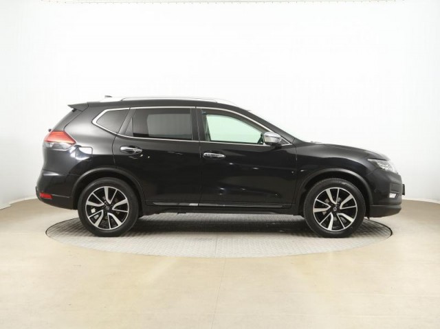 Nissan X-Trail  1.6 DIG-T Tekna