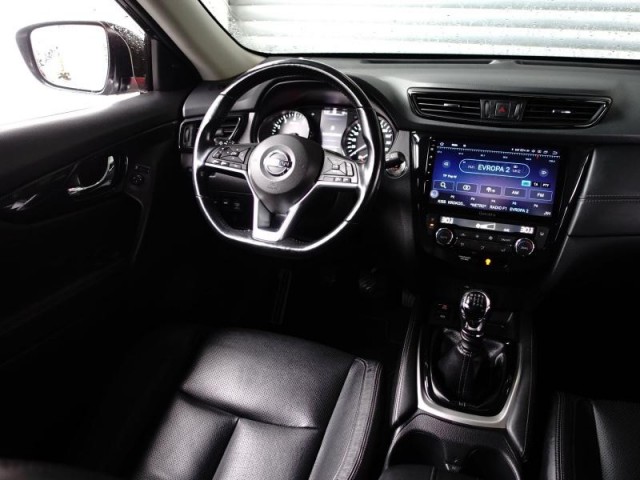 Nissan X-Trail  1.6 DIG-T Tekna