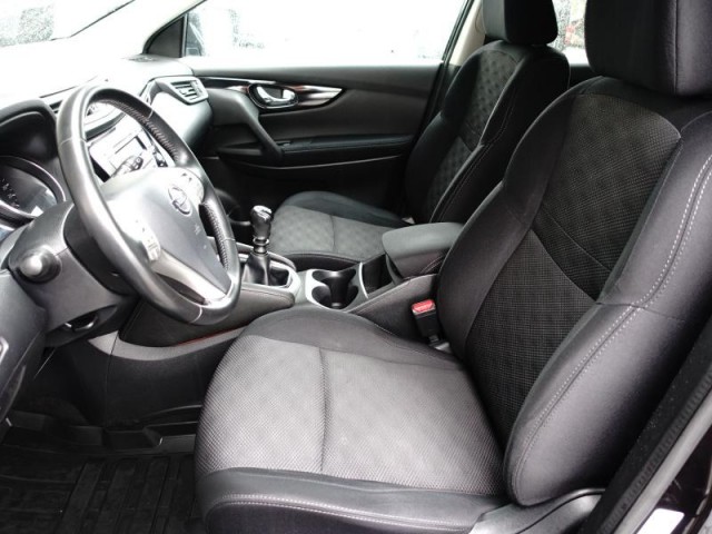 Nissan Qashqai  1.2 DIG-T 