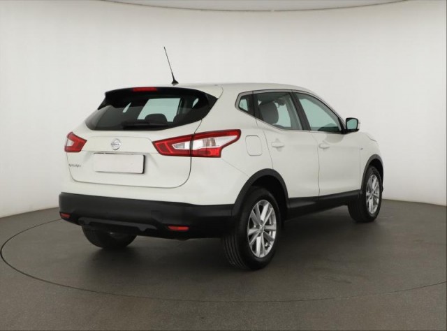 Nissan Qashqai  1.2 DIG-T 