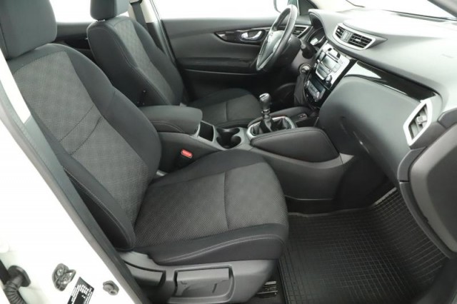 Nissan Qashqai  1.2 DIG-T 