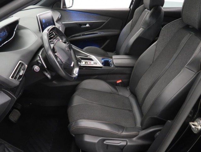 Peugeot 3008  1.5 BlueHDi GT Line