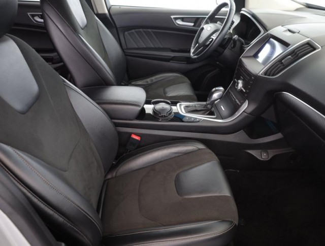 Ford Edge  2.0 Bi-TDCI 