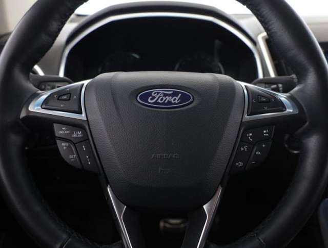 Ford Edge  2.0 Bi-TDCI 