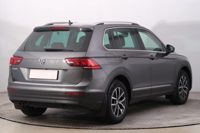 Volkswagen Tiguan  1.5 TSI 