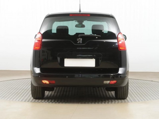 Peugeot 5008  2.0 BlueHDi 