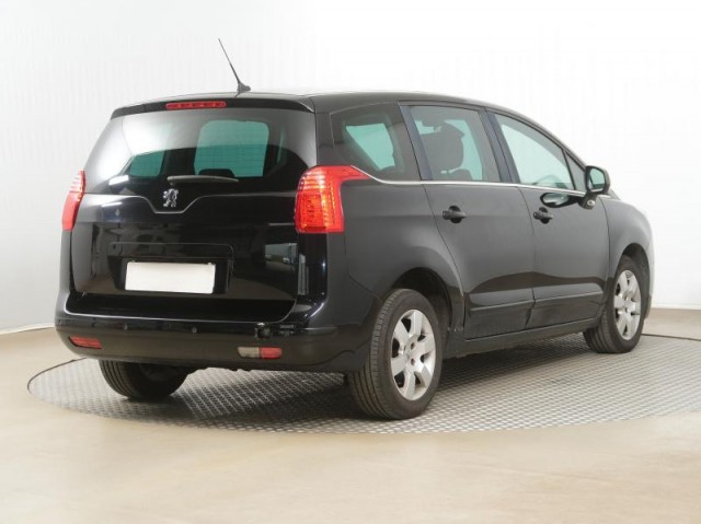 Peugeot 5008  2.0 BlueHDi 