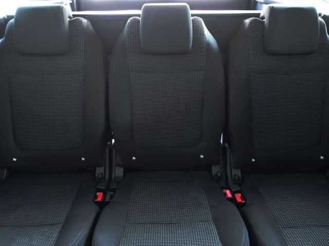 Peugeot 5008  2.0 BlueHDi 