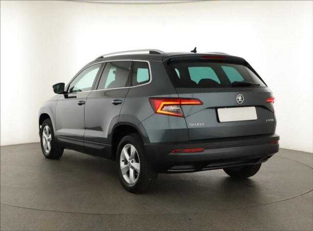 Škoda Karoq  1.0 TSI Style