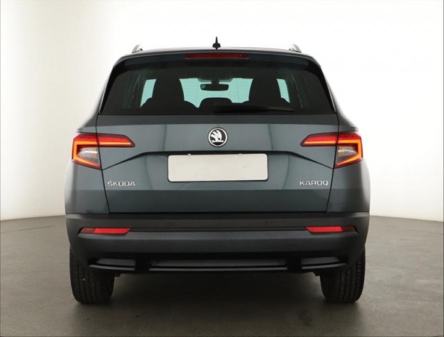 Škoda Karoq  1.0 TSI Style