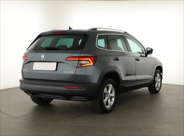 Škoda Karoq  1.0 TSI Style