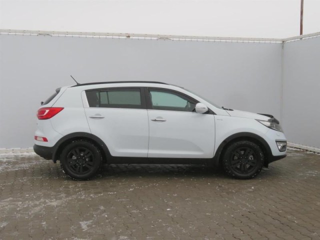Kia Sportage  2.0 CRDi 
