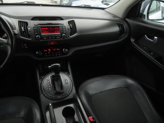 Kia Sportage  2.0 CRDi 