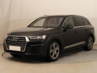 Audi Q7  3.0 TDI 