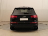 Audi Q7  3.0 TDI 