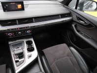 Audi Q7  3.0 TDI 