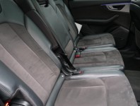 Audi Q7  3.0 TDI 