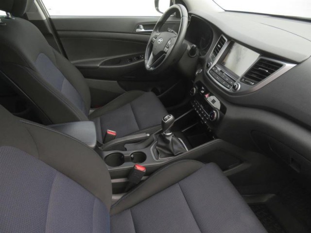 Hyundai Tucson  1.7 CRDi 